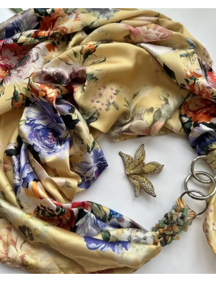 Картинка Дизайнерська шовкова хустка My Scarf "Золотий сад" 90 на 90 см